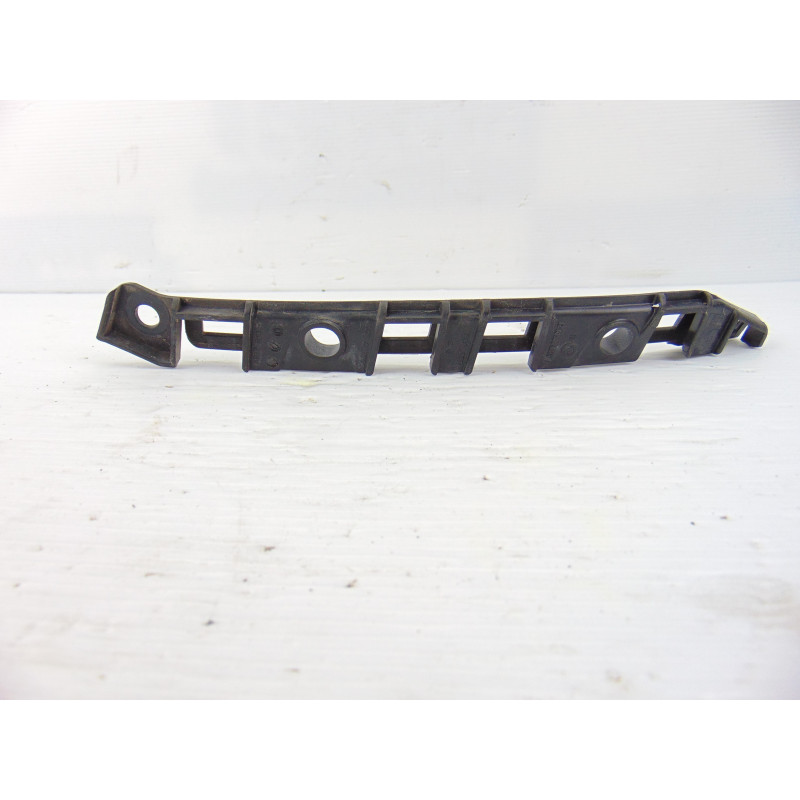 A1768850121  MOLDURAS TRASERAS MERCEDES-BENZ CLASE A (BM 176) A 180 CDI BlueEfficiency (176.012) 2014 A1768850121 189727 MERCEDE