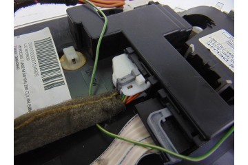 LUZ INTERIOR MERCEDES-BENZ CLASE ML (BM 164)