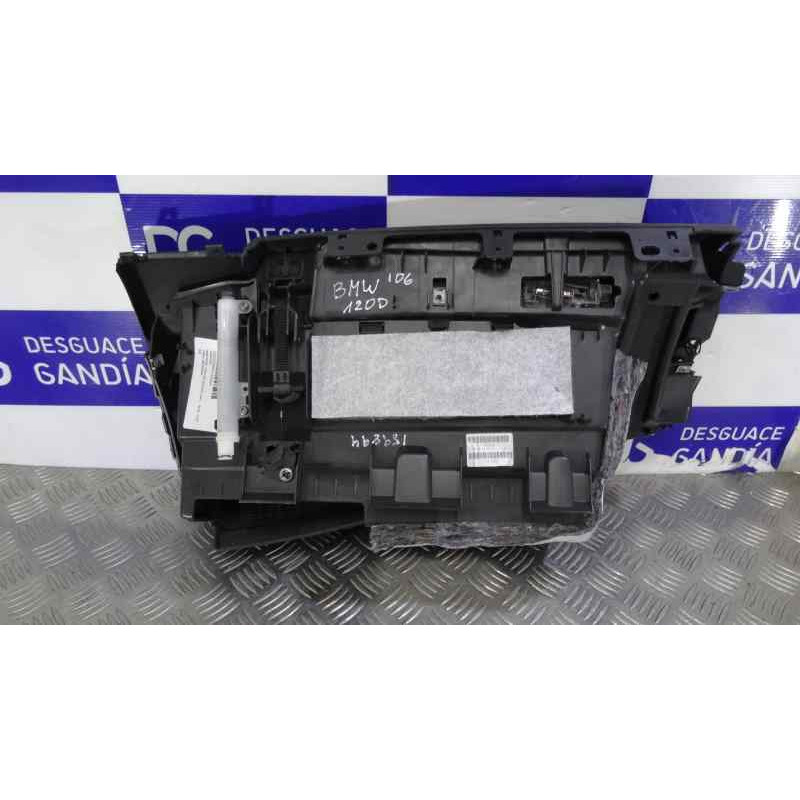  GUANTERA BMW SERIE 1 BERLINA (E81/E87) 120d 2006 159894 BMW - 2