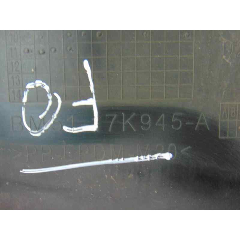 BM51-17K945-A REJILLA PARAGOLPES CENTRAL FORD FOCUS BERLINA (CB8)