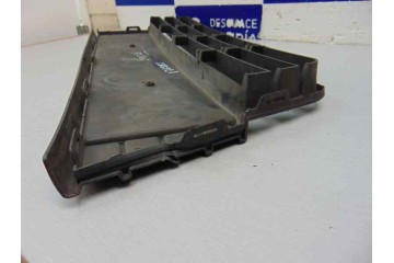 BM51-17K945-A REJILLA PARAGOLPES CENTRAL FORD FOCUS BERLINA (CB8)