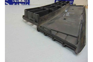 BM51-17K945-A REJILLA PARAGOLPES CENTRAL FORD FOCUS BERLINA (CB8)