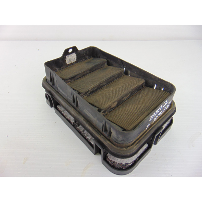 6905748 MOLDURAS TRASERAS BMW SERIE 1 BERLINA (E81/E87) 123d 2009 6905748 191372 BMW - 1