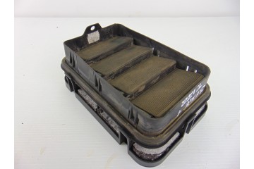 6905748 MOLDURAS TRASERAS BMW SERIE 1 BERLINA (E81/E87) 123d 2009 6905748 191372 BMW - 1