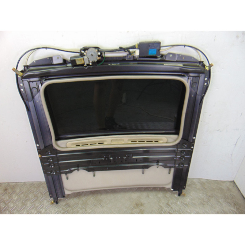 7170121101  TECHO ELECTRICO SSANGYONG RODIUS Xdi Limited 2005 7170121101 199119 SSANGYONG - 17