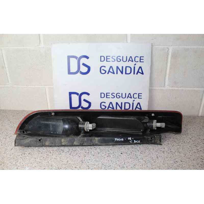  PILOTO TRASERO DERECHO FORD FOCUS BERLINA (CAP) Titanium 2006 162252 FORD - 1