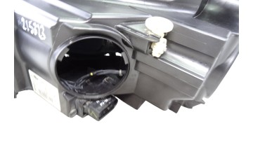 A1768201261 FARO DERECHO MERCEDES-BENZ CLASE A (BM 176)