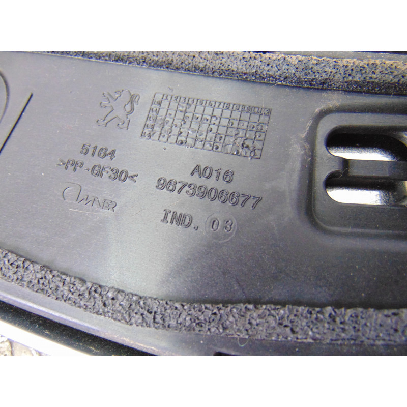 9673906677 MOLDURAS DELANTERAS PEUGEOT 208