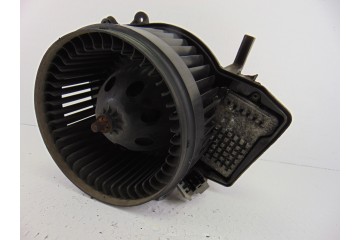  MOTOR CALEFACCION MERCEDES-BENZ CLASE C (BM 203) BERLINA 220 CDI (203.006) 2004 197550 MERCEDES-BENZ - 2