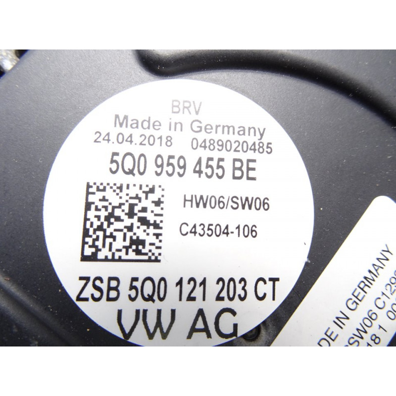 5Q0121205AP  ELECTROVENTILADOR VOLKSWAGEN GOLF VII BERLINA (BQ1/BE2) Advance 2018 5Q0121205AP 213603 VOLKSWAGEN - 3