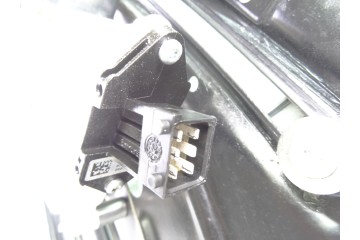 6 PIN ELEVALUNAS TRASERO DERECHO OPEL ASTRA H TWIN TOP Cosmo 2008 6 PIN 210972 OPEL - 5