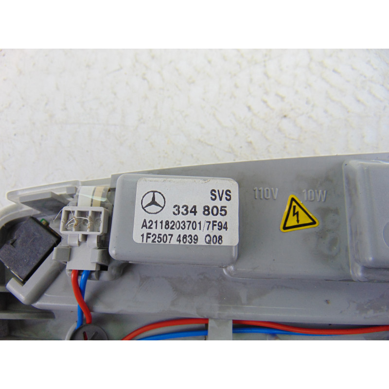 A2118203701 LUZ INTERIOR MERCEDES-BENZ CLASE E (BM 211) BERLINA