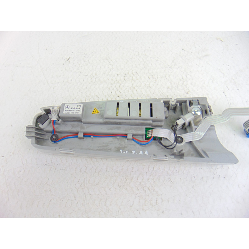 A2118203701 LUZ INTERIOR MERCEDES-BENZ CLASE E (BM 211) BERLINA