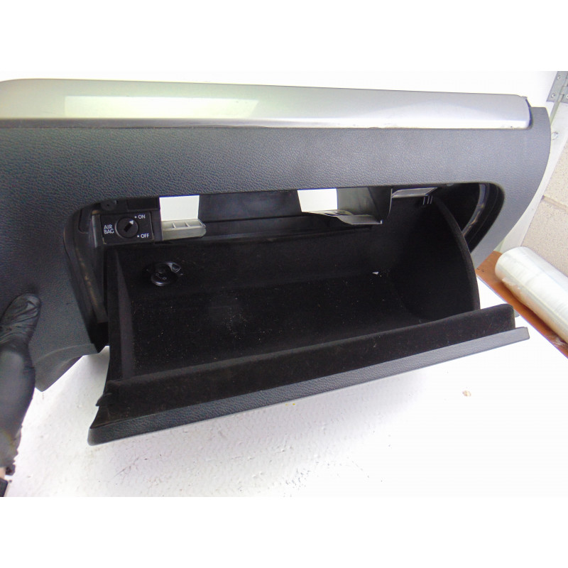 1K1857290E GUANTERA VOLKSWAGEN GOLF VI (5K1)(10.2008) Rabbit BlueMotion 2010 1K1857290E 204344 VOLKSWAGEN - 2