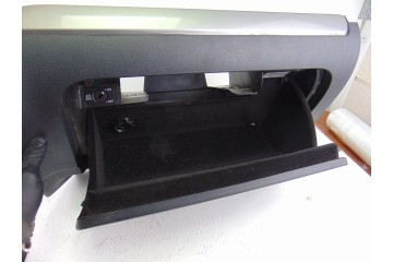 1K1857290E GUANTERA VOLKSWAGEN GOLF VI (5K1)(10.2008) Rabbit BlueMotion 2010 1K1857290E 204344 VOLKSWAGEN - 2