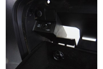 1K1857290E GUANTERA VOLKSWAGEN GOLF VI (5K1)(10.2008) Rabbit BlueMotion 2010 1K1857290E 204344 VOLKSWAGEN - 5