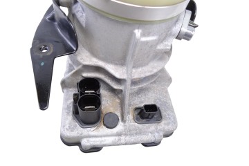 491100616R  BOMBA DIRECCION RENAULT TRAFIC III COMBI Combi 9 L1H1 2,8t (8/9 plazas) 2020 491100616R 215584 RENAULT - 2