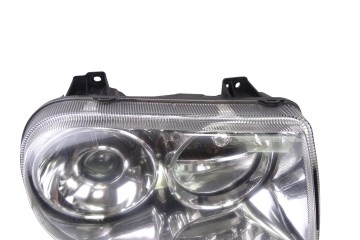 57010760AA  FARO DERECHO CHRYSLER 300C (LE/LX) 3.0 CRD 2009 57010760AA 214706 CHRYSLER - 2