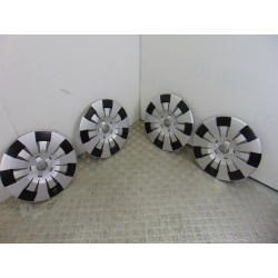 R16 TAPACUBOS AUDI A3 SEDÁN (8VS)