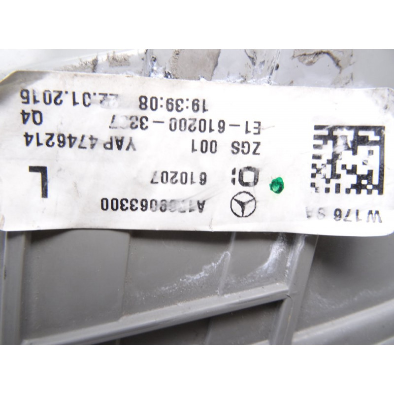 A1769063300 PILOTO TRASERO IZQUIERDO MERCEDES-BENZ CLASE A (BM 176)