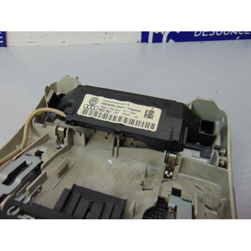 8E0947135E  LUZ INTERIOR AUDI A4 AVANT (8E) 1.8 T Quattro 2005 8E0947135E 184734 AUDI - 1