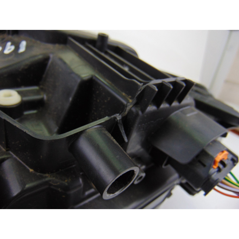 9823144380 FARO DERECHO PEUGEOT 508