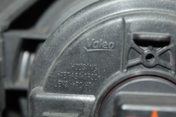 NEGRO PARAGOLPES DELANTERO VOLVO XC60 Kinetic AWD 2009 NEGRO 211755 VOLVO - 8