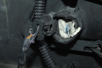 NEGRO PARAGOLPES DELANTERO VOLVO XC60 Kinetic AWD 2009 NEGRO 211755 VOLVO - 9