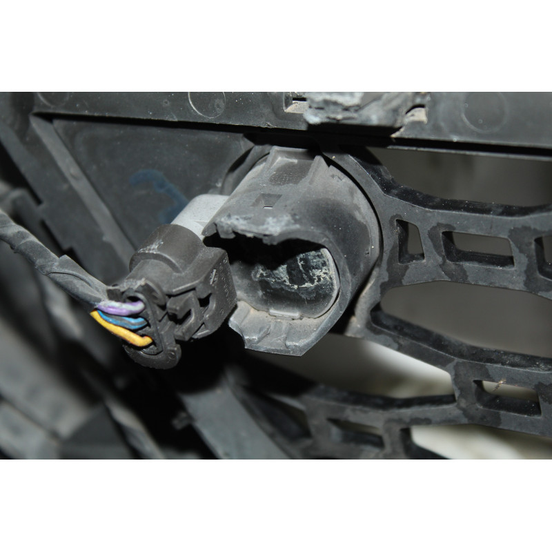 NEGRO PARAGOLPES DELANTERO VOLVO XC60 Kinetic AWD 2009 NEGRO 211755 VOLVO - 16