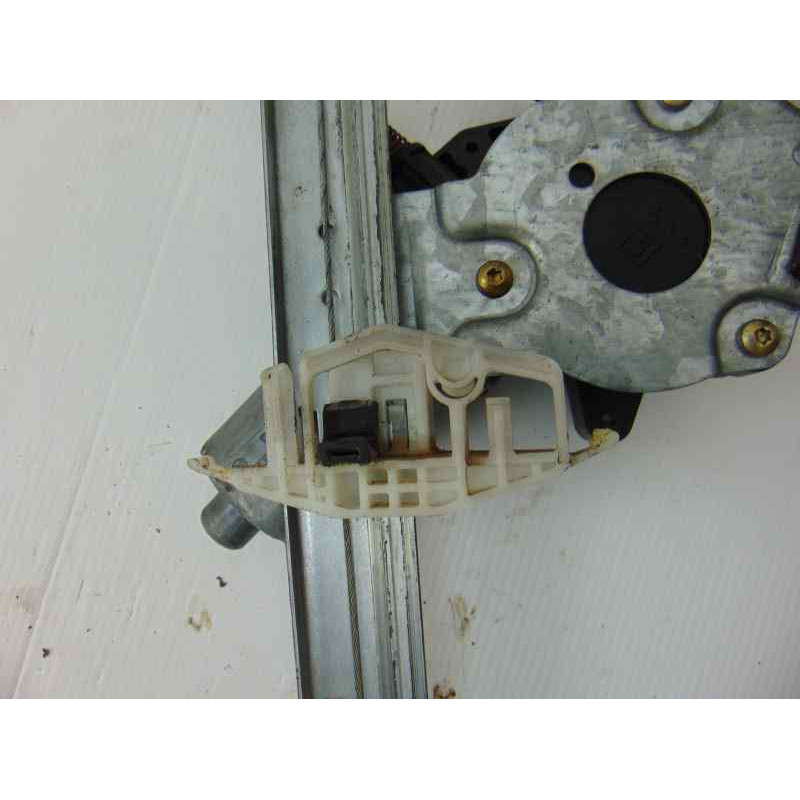 2 PIN ELEVALUNAS DELANTERO DERECHO CITROEN XSARA FAMILIAR 1.6i 16V Exclusive 2001 2 PIN 187858 CITROEN - 2