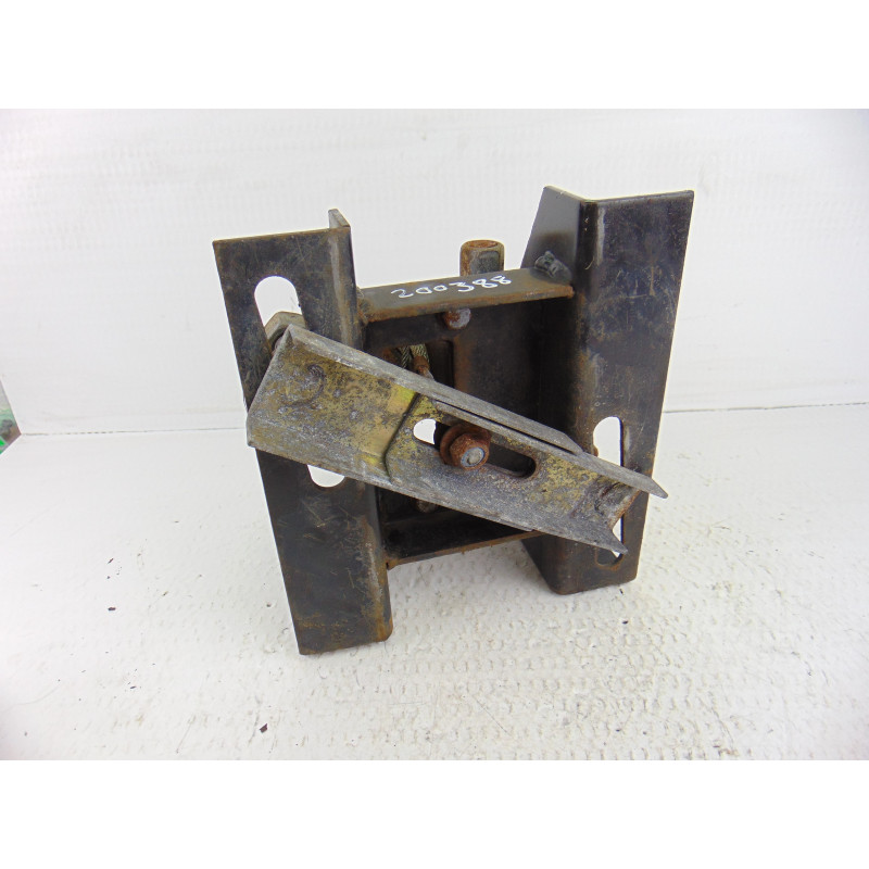  SOPORTE RUEDA REPUESTO IVECO DAILY FURGÓN Caja cerrada 45C... batalla 3000 2019 200388 IVECO - 2