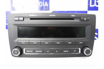 1Z0035161F SISTEMA AUDIO / RADIO CD SKODA OCTAVIA BERLINA (1Z3) Ambition 1Z0035161F 169305 SKODA - 1
