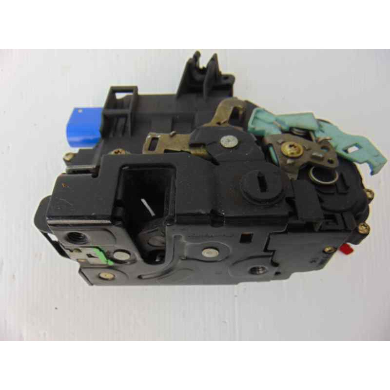 7L0839016 CERRADURA PUERTA TRASERA DERECHA VOLKSWAGEN GOLF V (1K1)(10.2003)