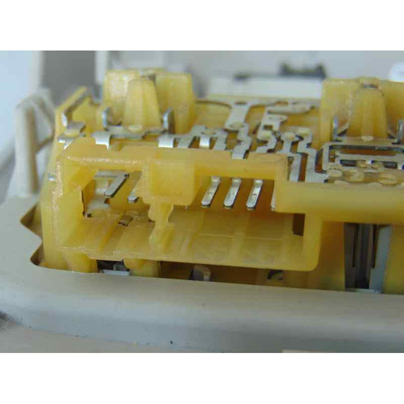 9681370177 LUZ INTERIOR PEUGEOT 308