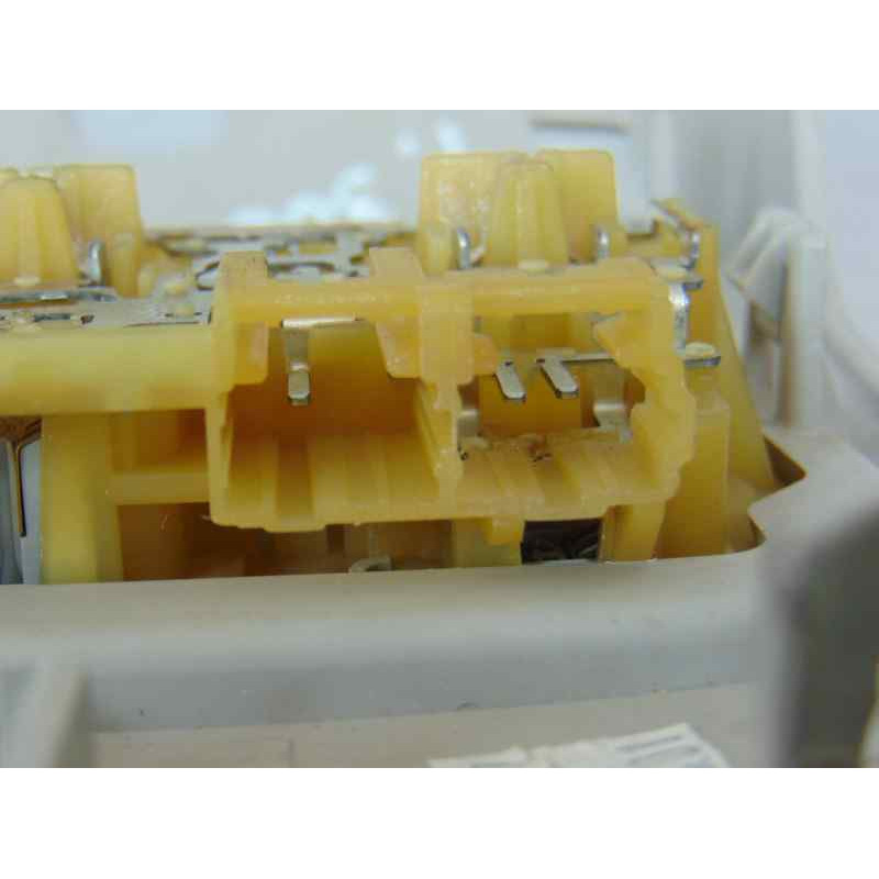 9681370177 LUZ INTERIOR PEUGEOT 308