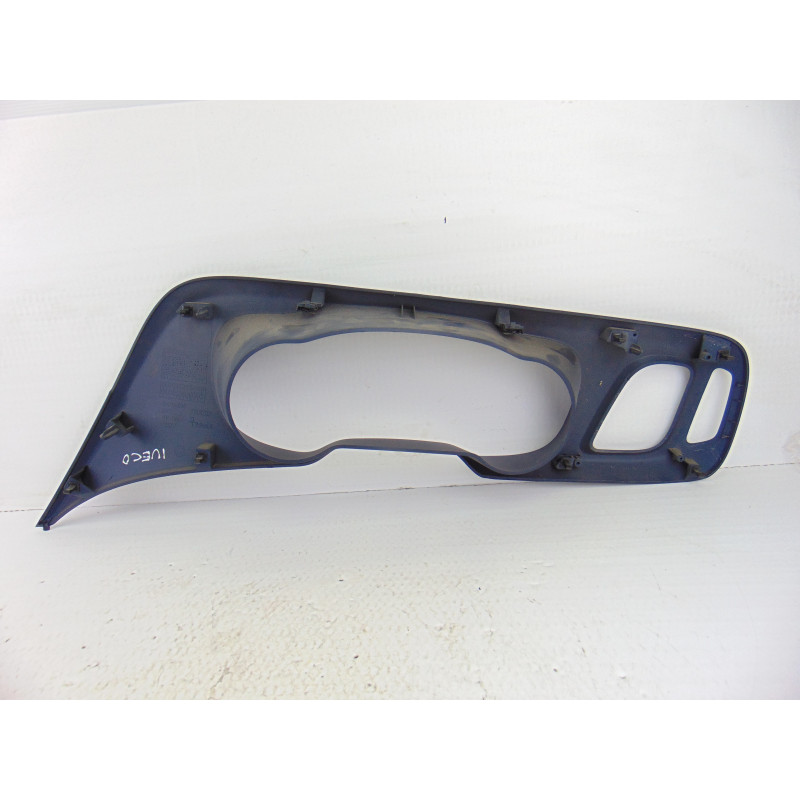 5801592795  MOLDURAS DELANTERAS IVECO DAILY FURGÓN Caja cerrada 45C... batalla 3000 2019 5801592795 200420 IVECO - 7