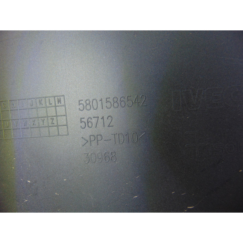 5801586542  MOLDURAS DELANTERAS IVECO DAILY FURGÓN Caja cerrada 45C... batalla 3000 2019 5801586542 200421 IVECO - 6