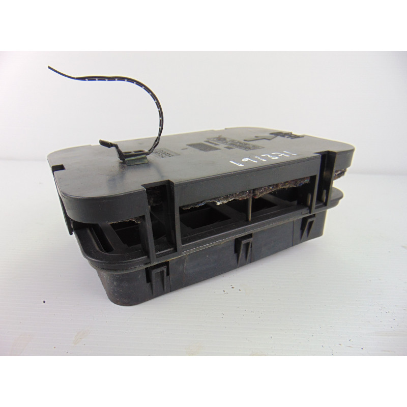 6905748 MOLDURAS TRASERAS BMW SERIE 1 BERLINA (E81/E87) 123d 2009 6905748 191371 BMW - 1