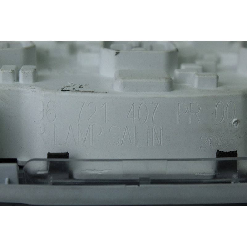 96721407 LUZ INTERIOR PEUGEOT 5008