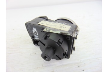 2305450104  MANDO LUCES MERCEDES-BENZ SL (BM 230) ROADSTER 500 (230.475) 2003 2305450104 192579 MERCEDES-BENZ - 1