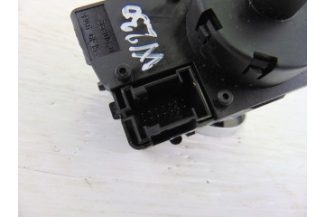 2305450104  MANDO LUCES MERCEDES-BENZ SL (BM 230) ROADSTER 500 (230.475) 2003 2305450104 192579 MERCEDES-BENZ - 2