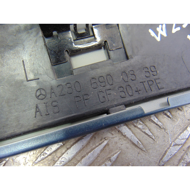 A2306900339 MOLDURA MERCEDES-BENZ SL (BM 230) ROADSTER 500 (230.475) 2003 A2306900339 192540 MERCEDES-BENZ - 1