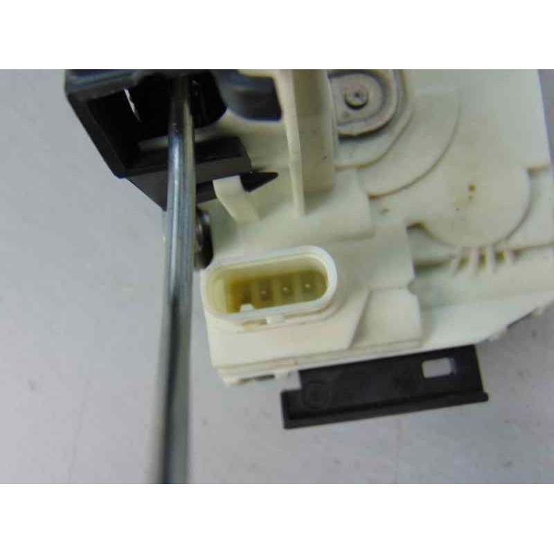 A1667200435 CERRADURA PUERTA DELANTERA DERECHA MERCEDES-BENZ CLASE A (BM 176)