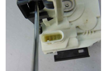 A1667200435 CERRADURA PUERTA DELANTERA DERECHA MERCEDES-BENZ CLASE A (BM 176)