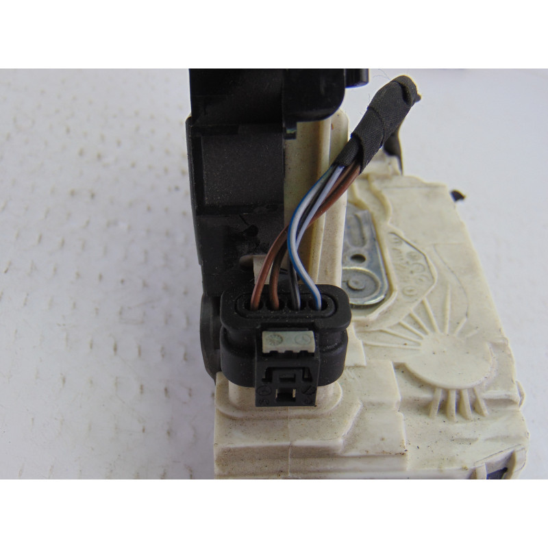 A2047301435 CERRADURA PUERTA TRASERA DERECHA MERCEDES-BENZ CLASE GLK (BM 204)