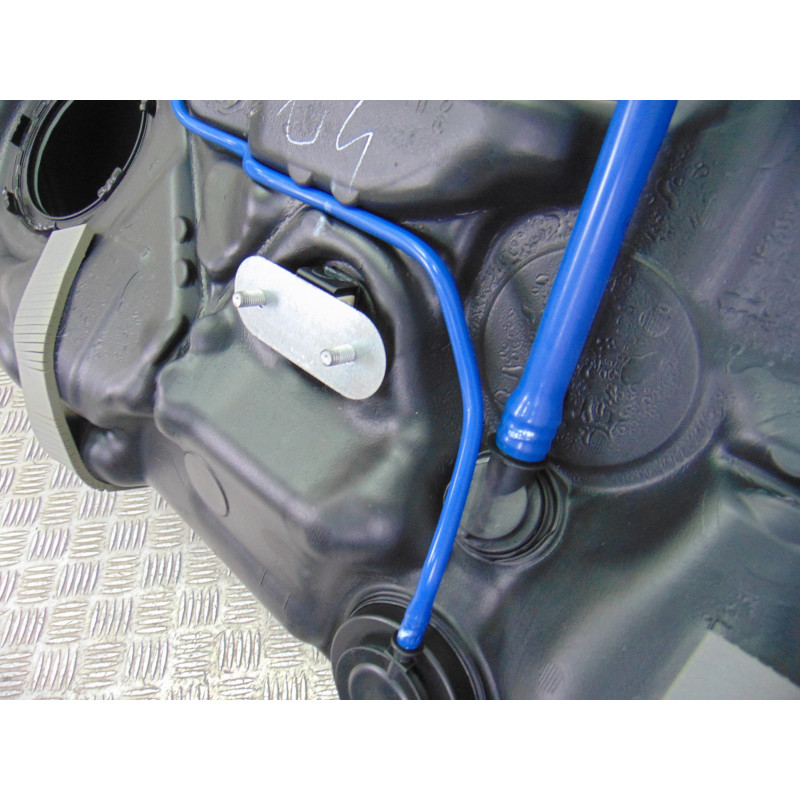 DEPOSITO COMBUSTIBLE MERCEDES-BENZ CLASE GLK (BM 204)