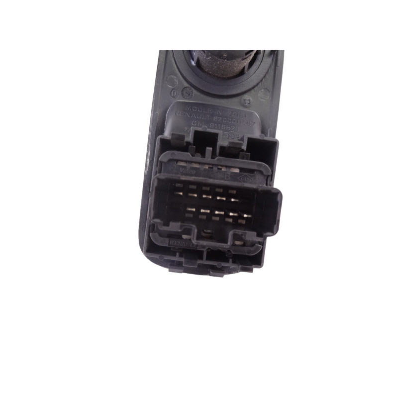  MANDO ELEVALUNAS DELANTERO IZQUIERDO RENAULT TRAFIC II COMBI 9 - plazas  (L2H1)  acristalado, Combi largo 2002 210849 RENAULT -