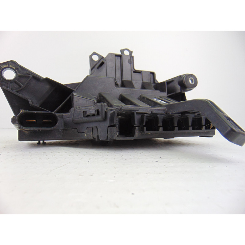 A2055402250 CAJA RELES / FUSIBLES MERCEDES-BENZ CLASE C (BM 205) BERLINA