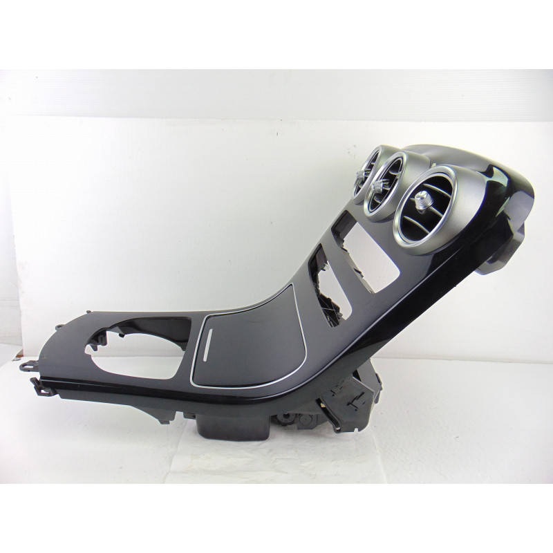 A2056805107 CONSOLA CENTRAL MERCEDES-BENZ CLASE C (BM 205) BERLINA