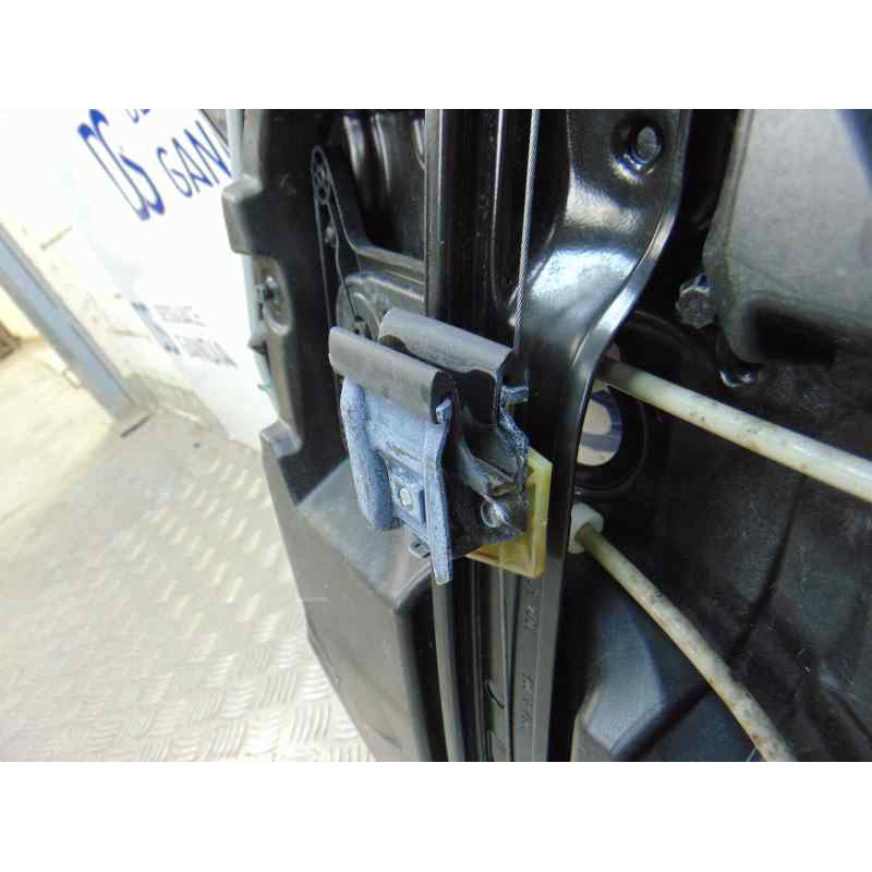 A2057200179 ELEVALUNAS DELANTERO IZQUIERDO MERCEDES-BENZ CLASE C (BM 205) BERLINA